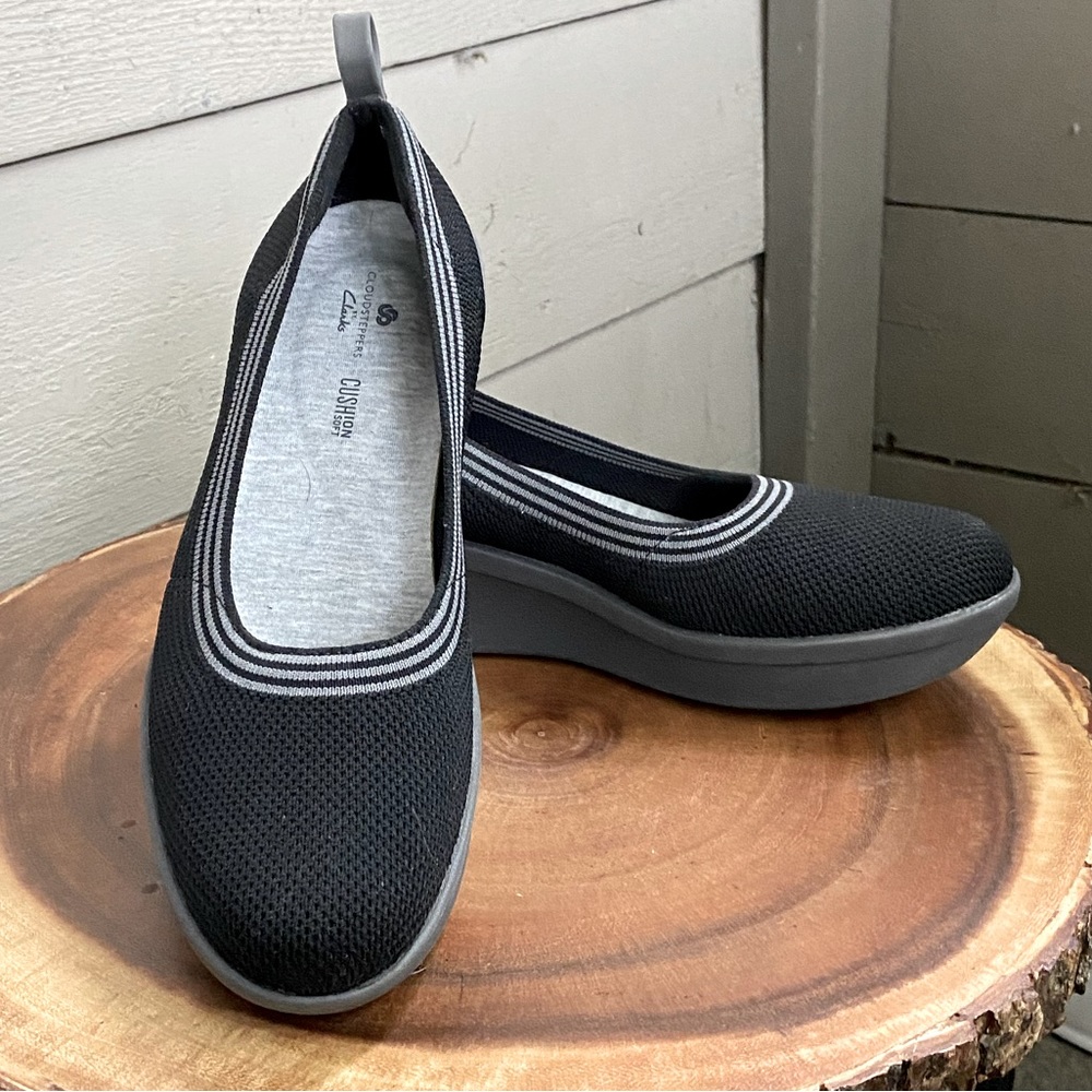 Clark’s Cloudsteppers Wedge Comfort Slip on size 7.5 New